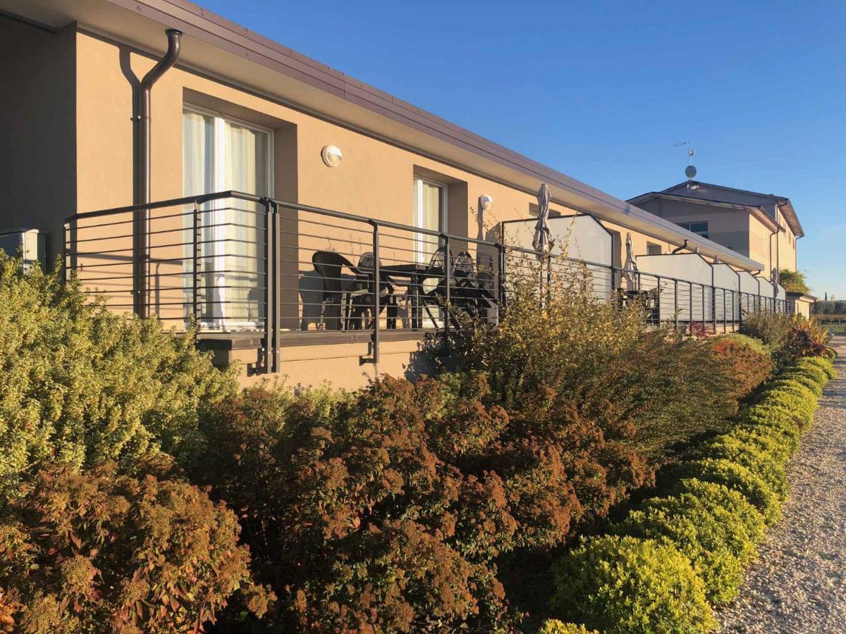 Agricamping Al Grappolo Divino Lazise Exterior foto